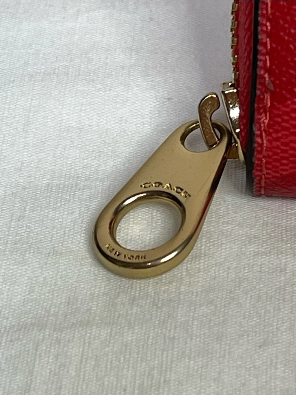 Coach Signature Zip Wallet in Rich Red with Gold Hardware